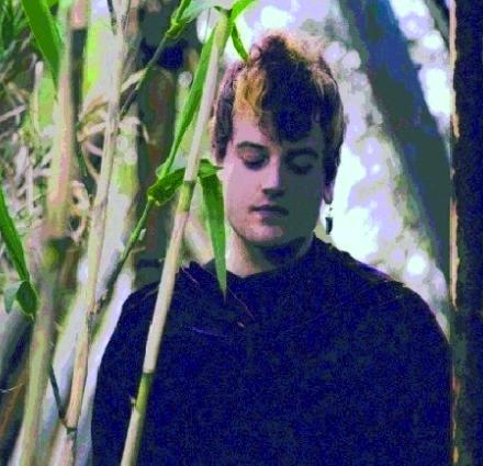 Pantheon – Erstes Video von MAENIFESTO